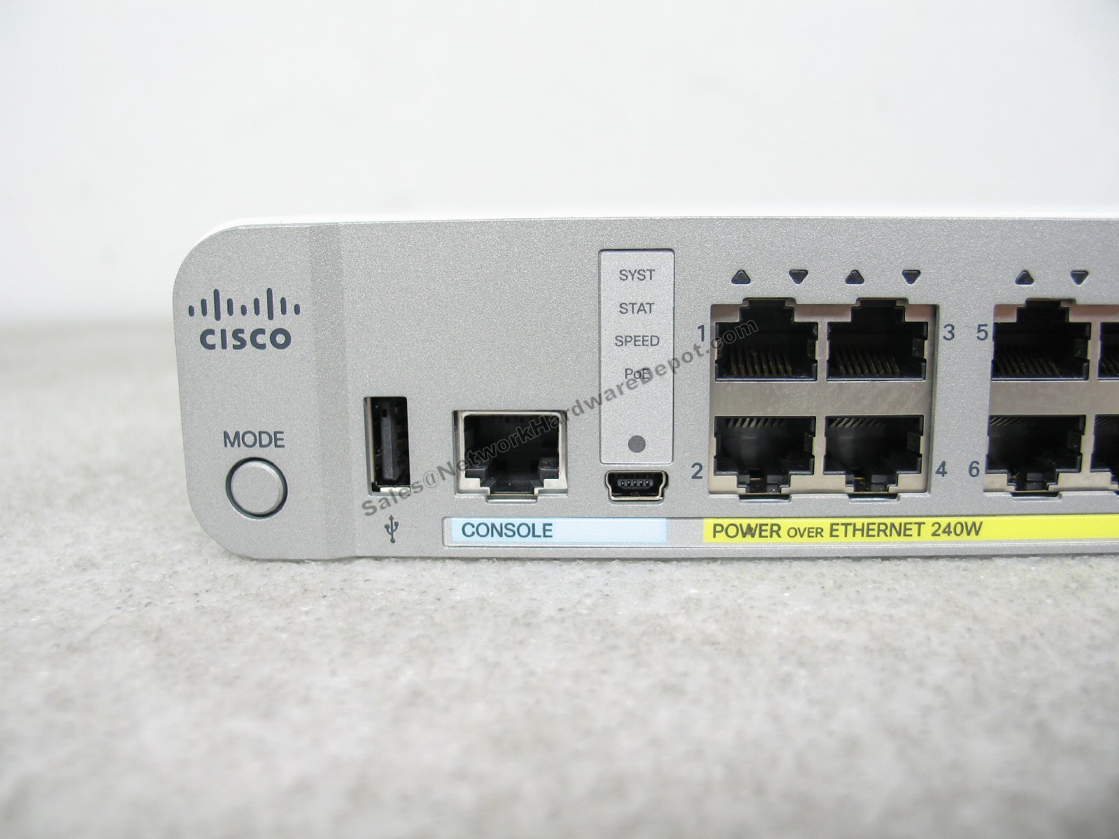Cisco WS-C3560CX-12PD-S 12-Port Gigabit PoE+ Compact Switch - 1